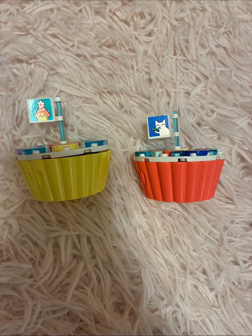 Lego Bright Green & Coral Cupcake Toy Pair with Flag Toppers